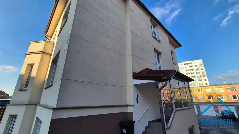 Pronájem bytu 3+1, Praha - Strašnice, Královická, 82 m2