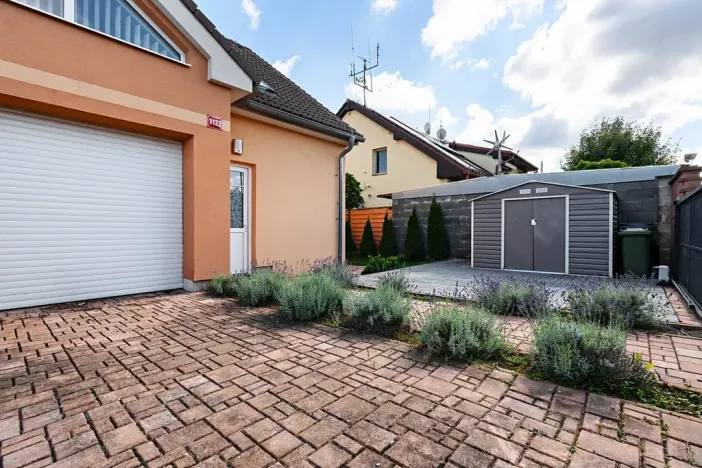 Prodej rodinného domu, Horoměřice, 159 m2