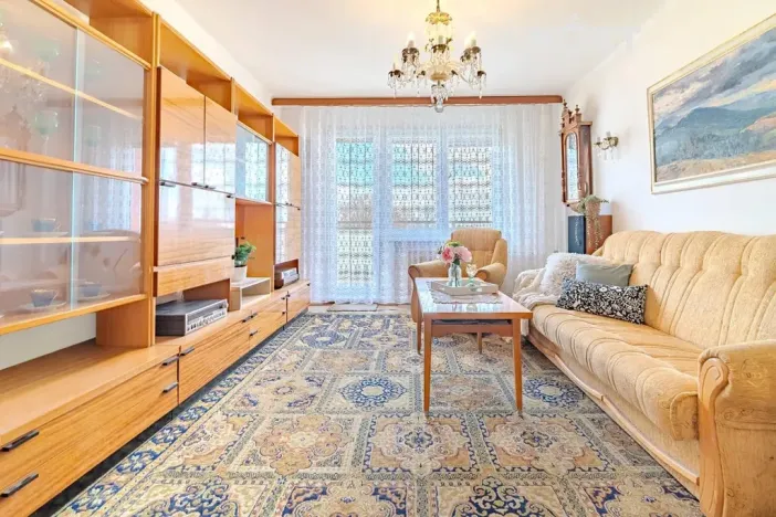 Prodej bytu 3+1, České Budějovice, Suchovrbenské nám., 65 m2