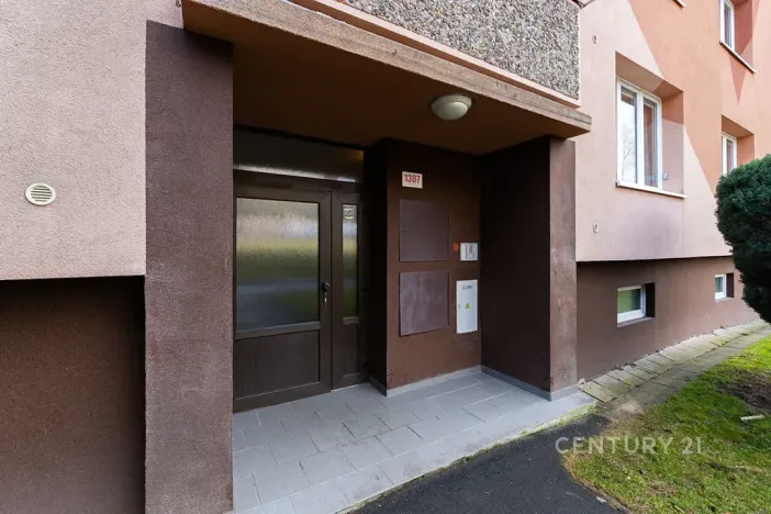 Pronájem bytu 2+kk, Jirkov, Pod Přivaděčem, 35 m2