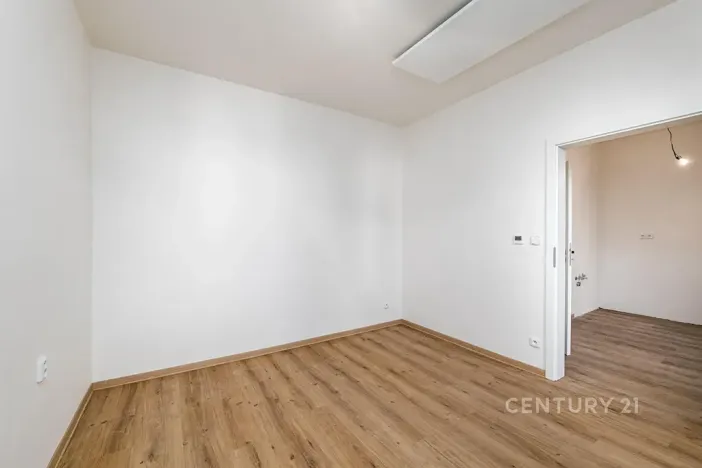 Prodej bytu 2+kk, Plzeň, Radyňská, 33 m2