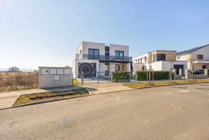 Prodej pozemku pro bydlení, Vysoký Újezd, 918 m2