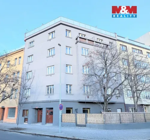 Pronájem bytu 1+kk, Praha - Vršovice, Petrohradská, 30 m2