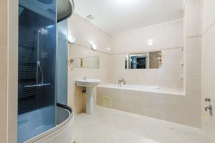 Prodej rodinného domu, Horní Skrýchov, 230 m2