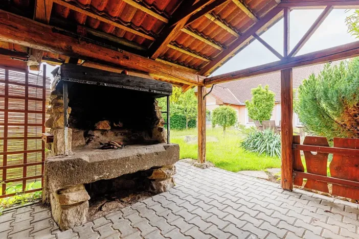 Prodej rodinného domu, Horní Skrýchov, 230 m2