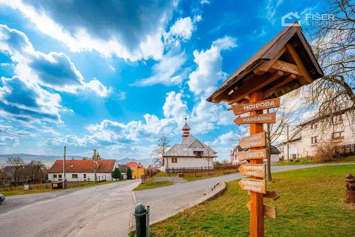 Prodej pozemku pro bydlení, Police, 884 m2