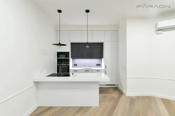 Pronájem bytu 4+kk, Praha - Vinohrady, náměstí Jiřího z Poděbrad, 118 m2