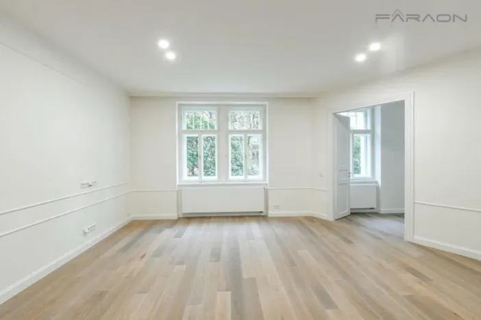 Pronájem bytu 4+kk, Praha - Vinohrady, náměstí Jiřího z Poděbrad, 118 m2