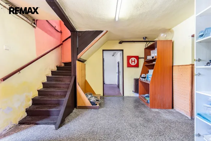 Prodej kanceláře, Rosice, Na Mýtě, 394 m2