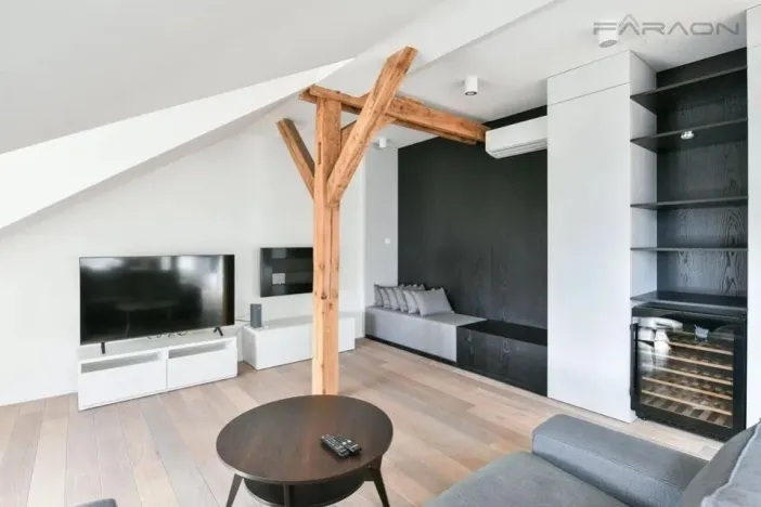 Pronájem bytu 3+kk, Praha - Vinohrady, náměstí Jiřího z Poděbrad, 156 m2