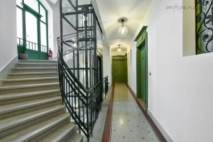 Pronájem bytu 2+kk, Praha - Vinohrady, náměstí Jiřího z Poděbrad, 60 m2