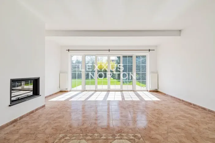 Pronájem vily, Průhonice, U Komárova, 610 m2