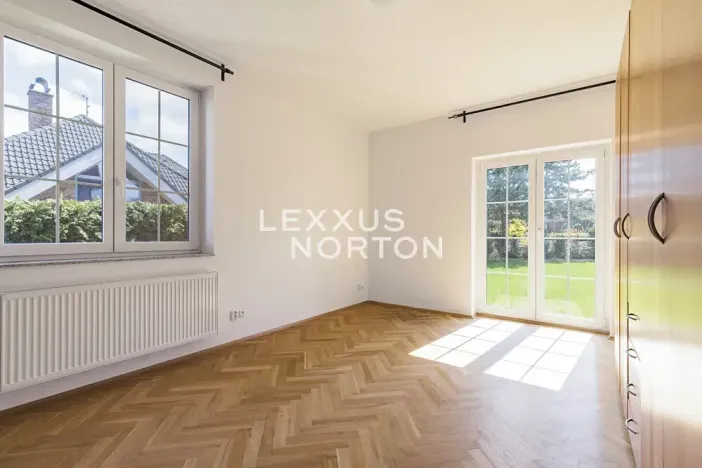 Pronájem vily, Průhonice, U Komárova, 610 m2