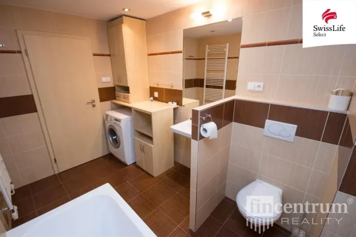 Pronájem bytu 2+kk, Pardubice, náměstí Dukelských hrdinů, 59 m2