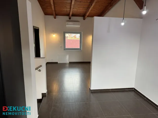 Prodej bytu 3+kk, Praha - Lochkov, K Lahovské, 75 m2