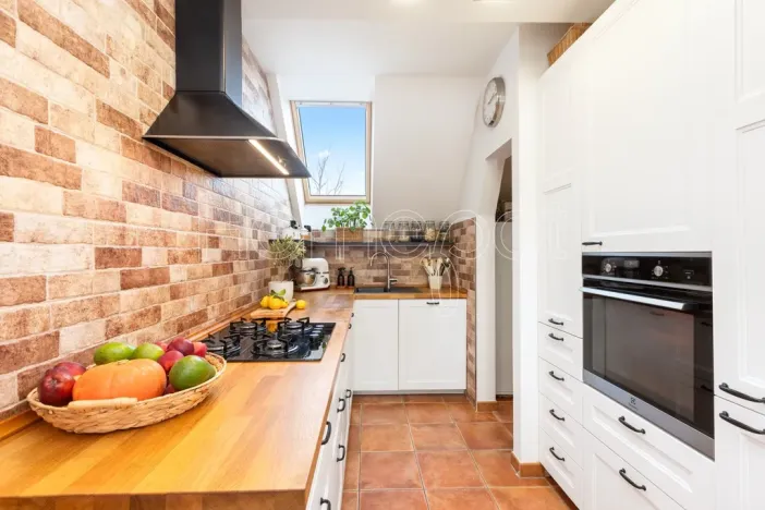 Prodej bytu 2+kk, Praha - Letňany, Křivoklátská, 54 m2