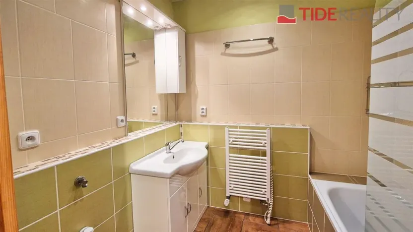 Pronájem bytu 1+1, Horoměřice, T. G. Masaryka, 52 m2