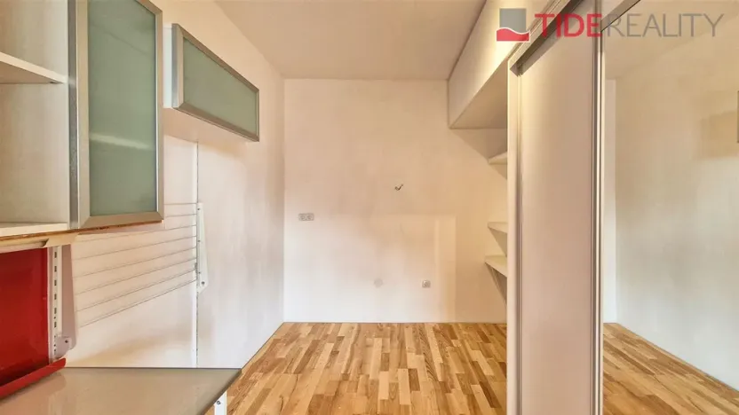 Pronájem bytu 1+1, Horoměřice, T. G. Masaryka, 52 m2