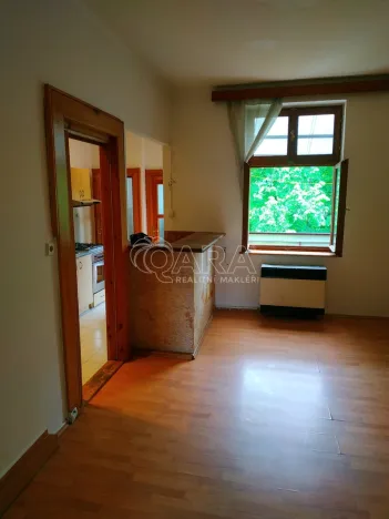 Pronájem bytu 2+kk, Praha - Nusle, Táborská, 57 m2