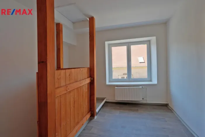 Prodej rodinného domu, Stráž nad Ohří, 200 m2