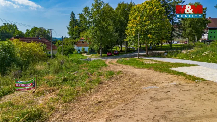 Prodej pozemku pro bydlení, Černá v Pošumaví - Bližná, 800 m2