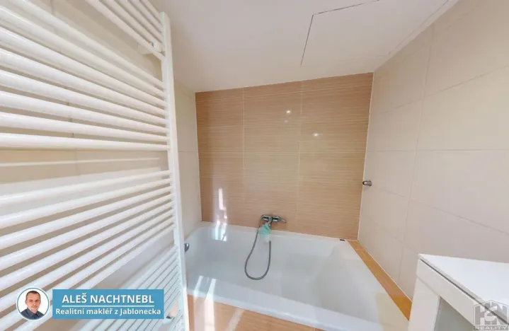 Prodej bytu 2+kk, Liberec - Liberec III-Jeřáb, Šumavská, 48 m2