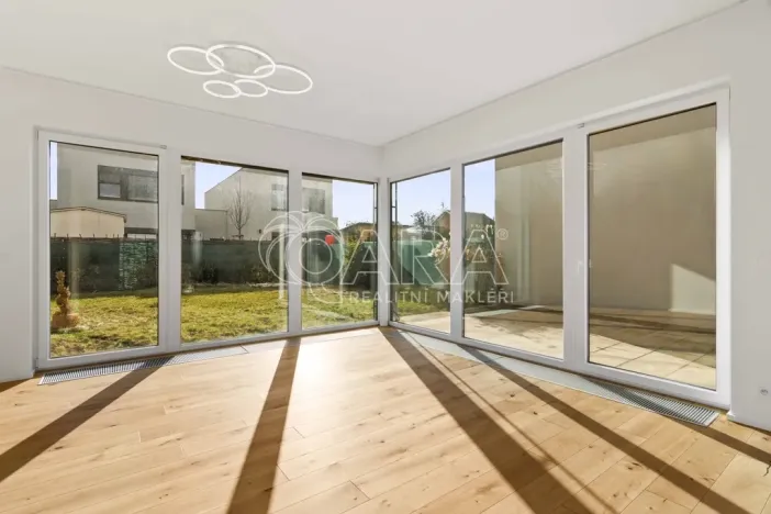 Prodej rodinného domu, Praha - Čakovice, Kurta Hubera, 136 m2