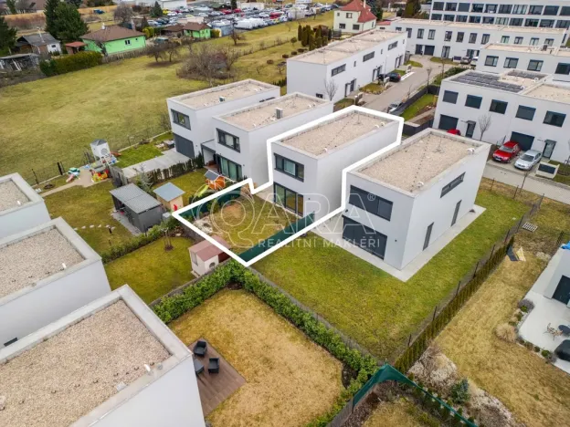 Prodej rodinného domu, Praha - Čakovice, Kurta Hubera, 136 m2