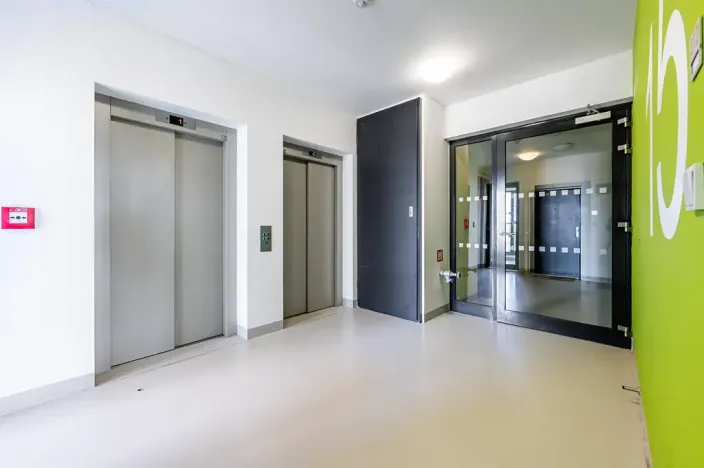 Prodej bytu 2+kk, Praha - Malešice, Počernická, 67 m2