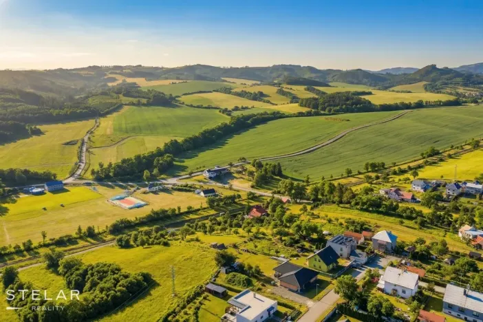 Prodej pozemku pro bydlení, Police, 2025 m2