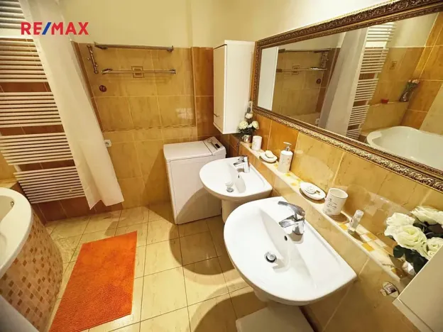 Pronájem bytu 4+kk, Praha - Vršovice, Kazašská, 107 m2