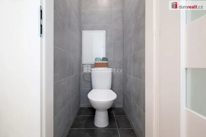 Prodej bytu 3+1, Liberec - Liberec VI-Rochlice, Na Jezírku, 70 m2