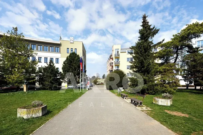 Pronájem bytu 2+kk, Praha - Suchdol, K mírám, 55 m2