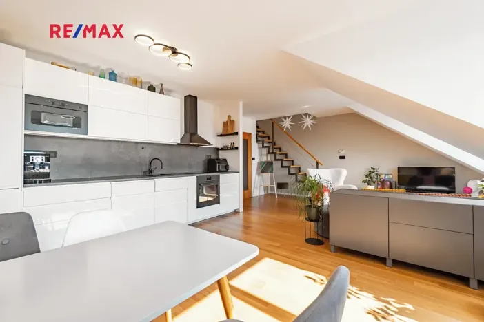 Prodej bytu 3+kk, Praha - Vršovice, Přípotoční, 110 m2