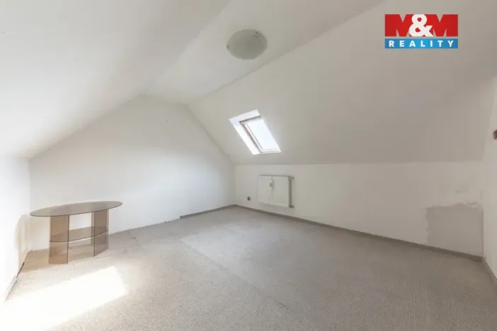 Prodej rodinného domu, Horní Počaply, 180 m2