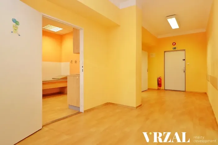 Pronájem ordinace, Plzeň, Francouzská třída, 80 m2