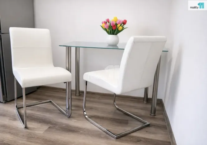 Pronájem bytu 3+kk, Praha - Hostivař, Hornoměcholupská, 68 m2