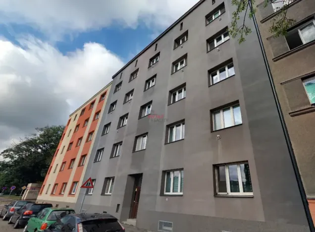 Pronájem bytu 2+kk, Ostrava, Myslbekova, 43 m2