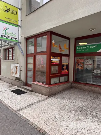 Pronájem obchodního prostoru, Jablonec nad Nisou, Komenského, 6 m2