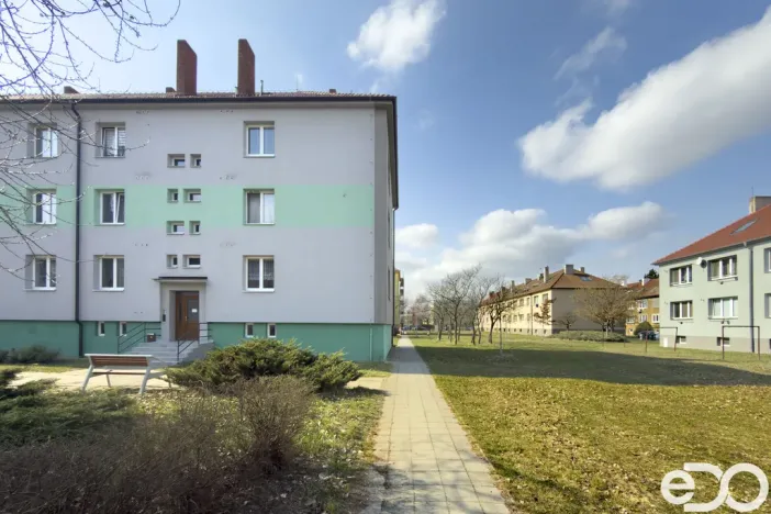 Prodej bytu 3+kk, Břeclav, Hájová, 68 m2