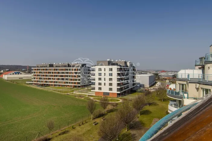 Prodej bytu 2+kk, Praha - Letňany, Tupolevova, 70 m2