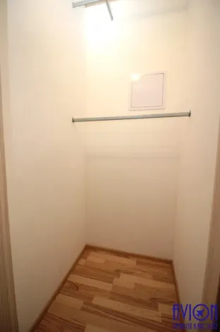 Pronájem bytu 1+kk, Praha - Vysočany, Freyova, 34 m2