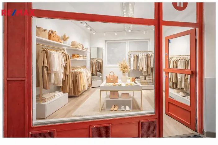 Pronájem obchodního prostoru, Zlín, třída Tomáše Bati, 14 m2