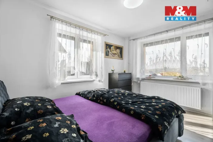 Prodej rodinného domu, Očihov, 280 m2