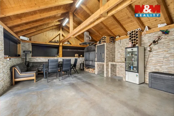 Prodej rodinného domu, Očihov, 280 m2