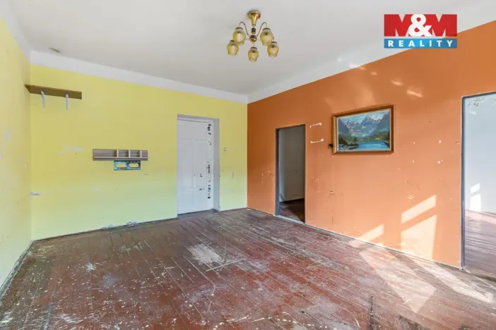 Prodej obchodního prostoru, Louny, Husova, 744 m2