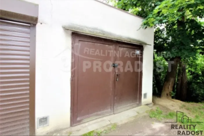 Pronájem garáže, Znojmo, 20 m2