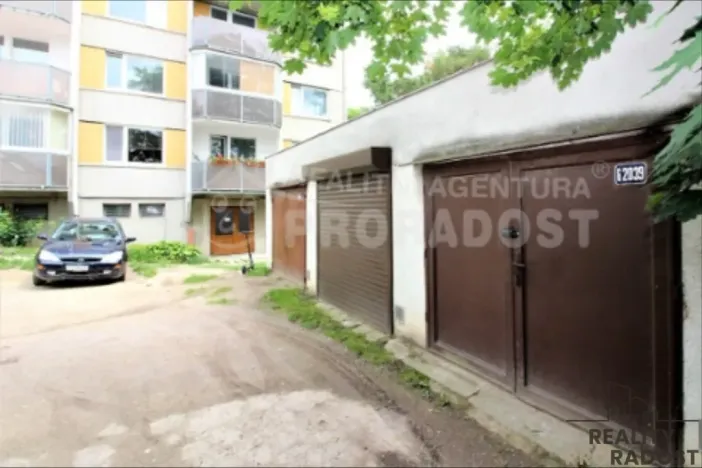 Pronájem garáže, Znojmo, 20 m2