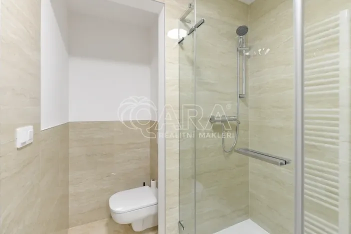 Pronájem bytu 2+kk, Praha - Bohnice, Radomská, 44 m2