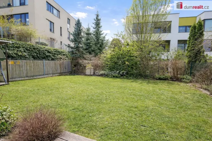 Pronájem bytu 3+kk, Praha - Modřany, Štolcova, 72 m2